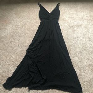 Lulu’s Lost in Paradise Black Maxi Dress